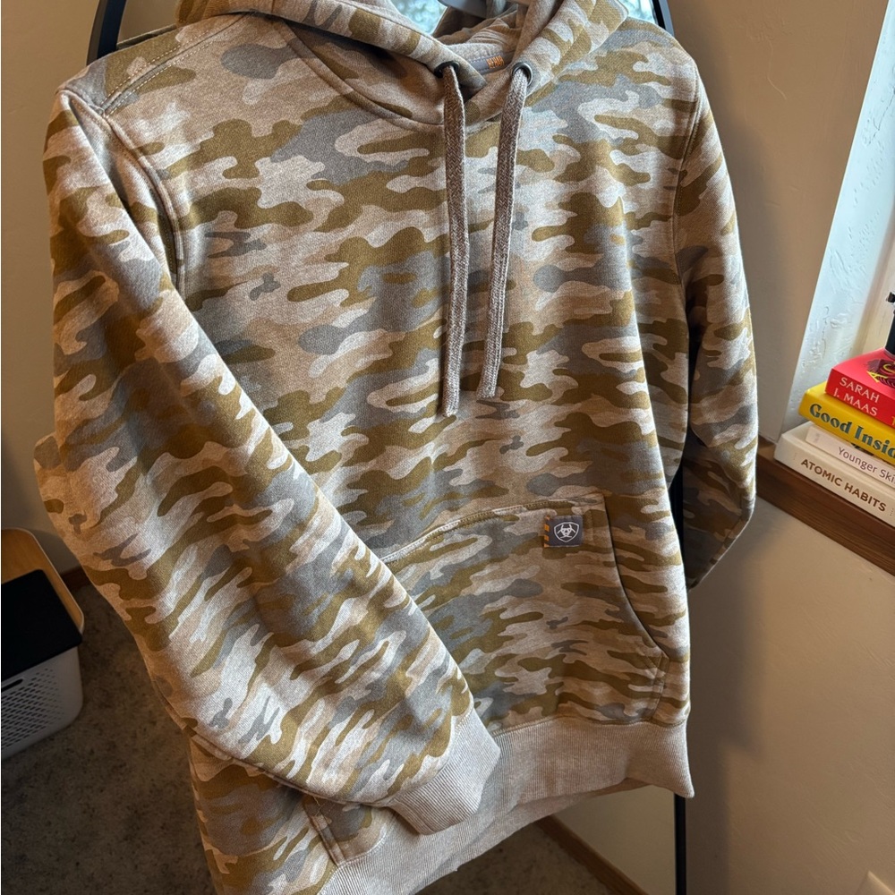 Ariat hoodie